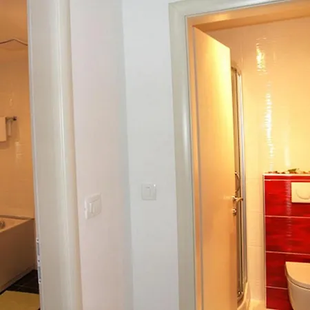 With Parking Space - 22796 * 斯普利特