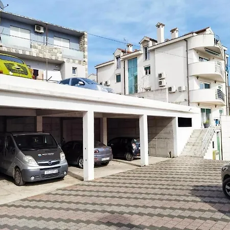 Apartment With A Parking Space - 22796 *