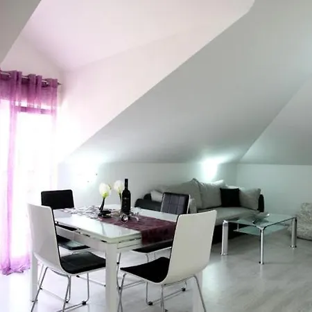 With Parking Space - 22796 Appartement Split