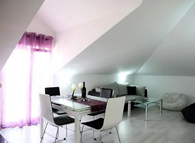 With Parking Space - 22796 Apartamento Split